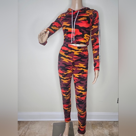 Orange Camo Tennis Court 2 Piece Set - Picture 1 of 6